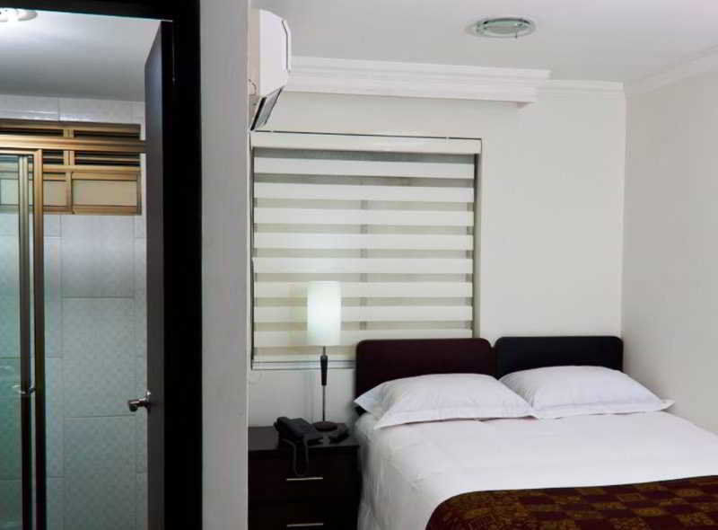 Hotel Calasanz Real Medellín Exteriör bild